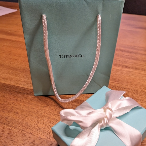 Tiffany Heart Key, in silver, Mini - Picture 4 of 5